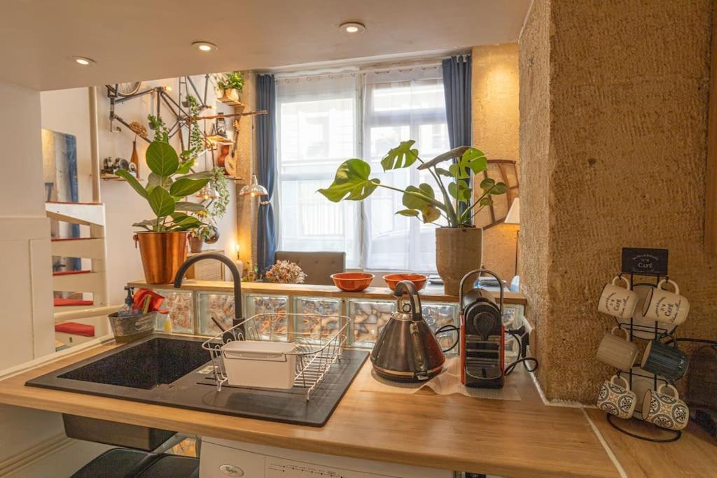 פריז Unique Montmartresacre-Coeur Appartement Parking מראה חיצוני תמונה